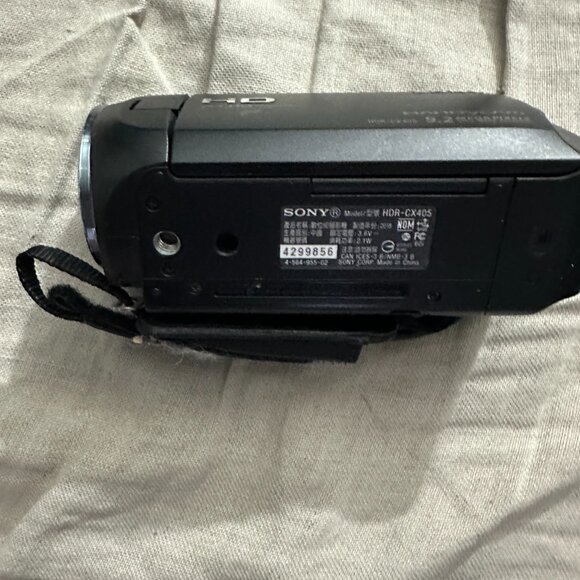 Sony Handycam Camcorder Video Camera HDR-CX405 - Picture 3 of 7